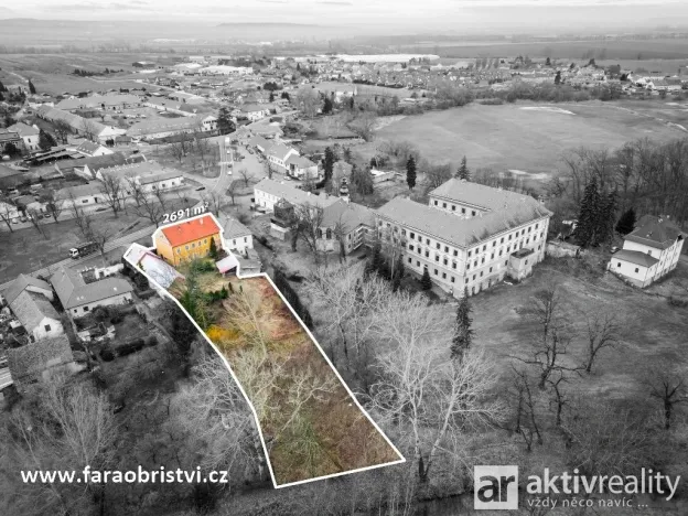 Prodej rodinného domu, Obříství, Svatopluka Čecha, 480 m2