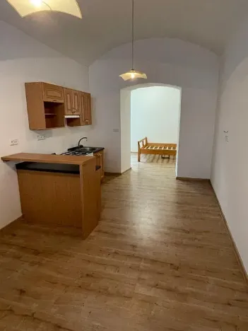 Pronájem bytu 1+1, Chrudim, Fortenská, 42 m2