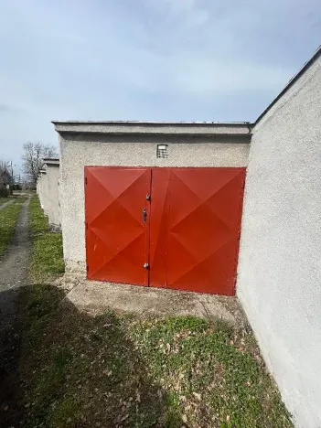 Pronájem garáže, Pardubice, Fáblovka, 24 m2
