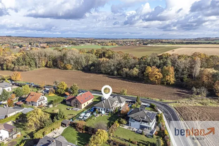 Prodej rodinného domu, Květnice, V Zelených, 300 m2