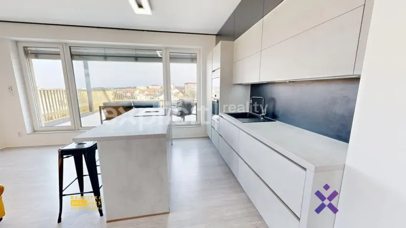 Pronájem bytu 2+kk, Otrokovice, Příčná, 69 m2