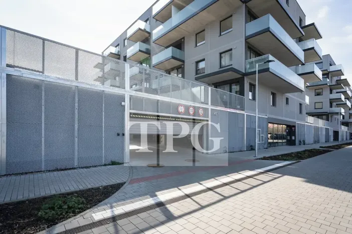 Prodej bytu 3+kk, Praha - Prosek, Návarovská, 83 m2