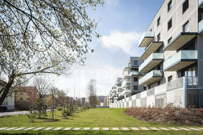 Prodej bytu 3+kk, Praha - Prosek, Návarovská, 83 m2