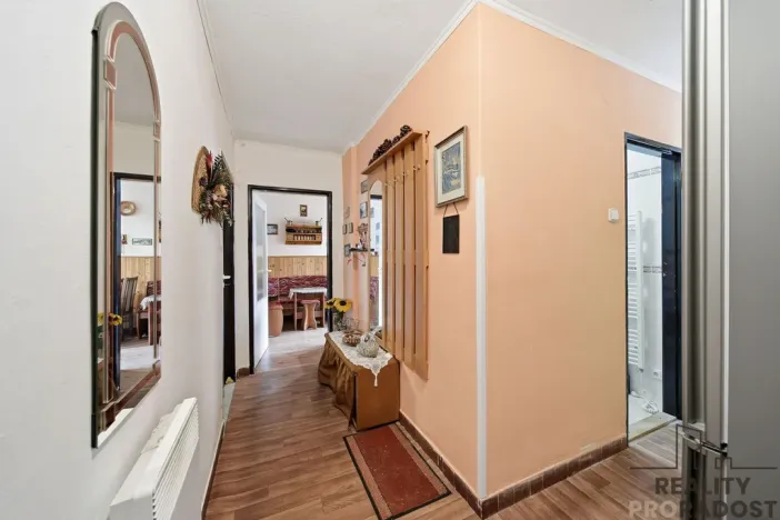 Prodej bytu 2+1, Vizovice, čtvrť A. Háby, 53 m2