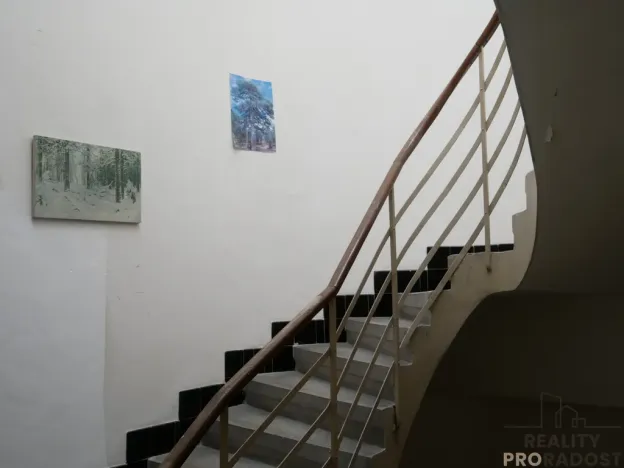 Pronájem bytu 1+kk, Hradec Králové, Malé náměstí, 42 m2