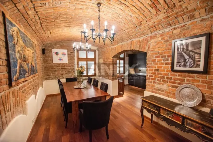 Prodej bytu 4+1, Praha - Vinohrady, Uruguayská, 157 m2