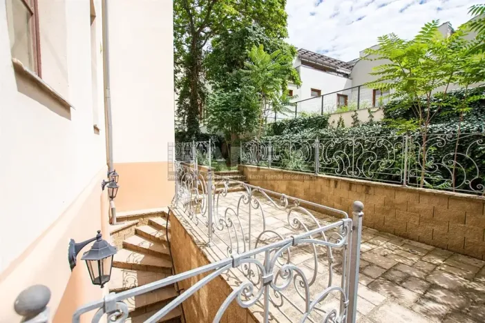 Prodej bytu 4+1, Praha - Vinohrady, Uruguayská, 157 m2