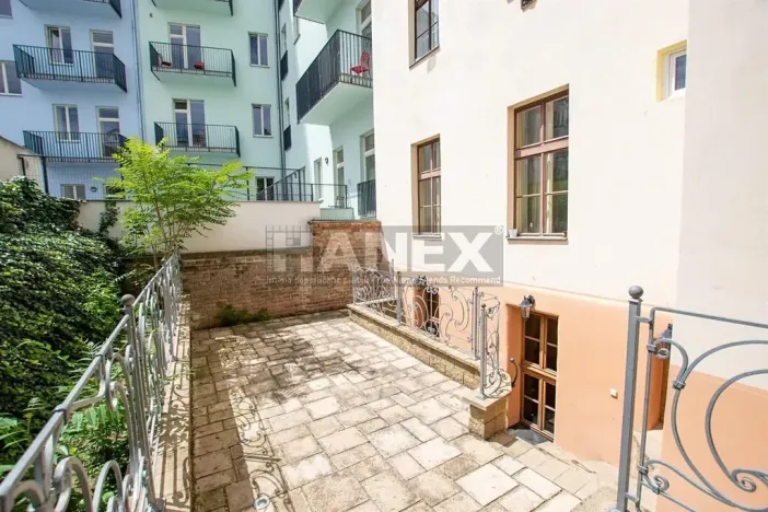 Prodej bytu 4+1, Praha - Vinohrady, Uruguayská, 157 m2