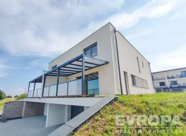 Pronájem rodinného domu, Červené Pečky, Hrabáňova, 210 m2