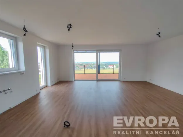 Pronájem rodinného domu, Červené Pečky, Hrabáňova, 210 m2