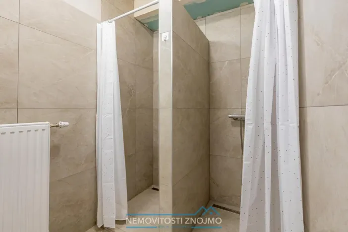 Pronájem atypického bytu, Hrušovany nad Jevišovkou, Cukrovarská, 10 m2