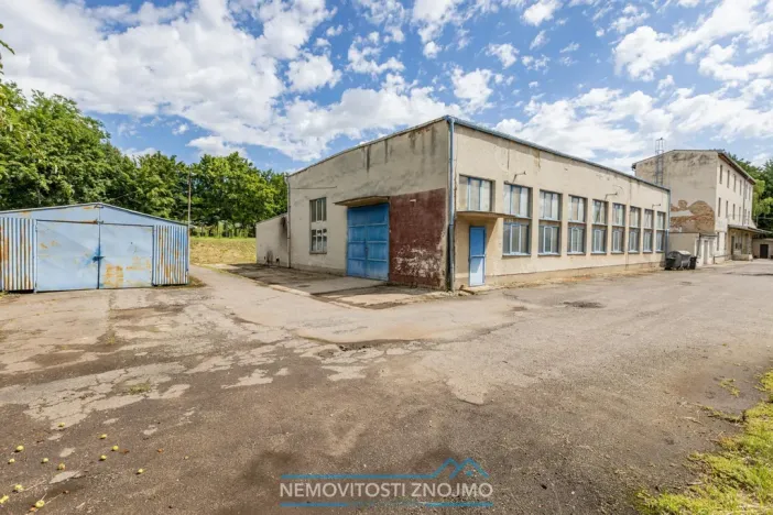 Prodej výrobních prostor, Hrušovany nad Jevišovkou, Rudé armády, 12000 m2