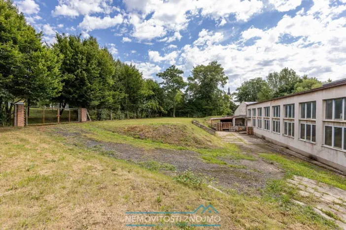 Prodej výrobních prostor, Hrušovany nad Jevišovkou, Rudé armády, 12000 m2