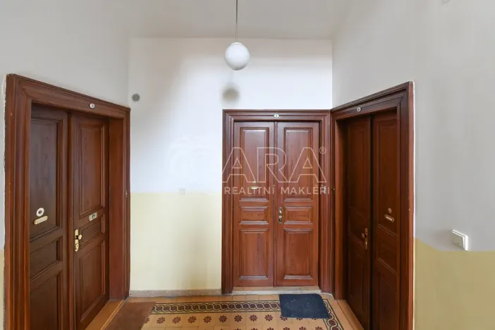 Pronájem bytu 1+1, Praha - Smíchov, Lidická, 43 m2