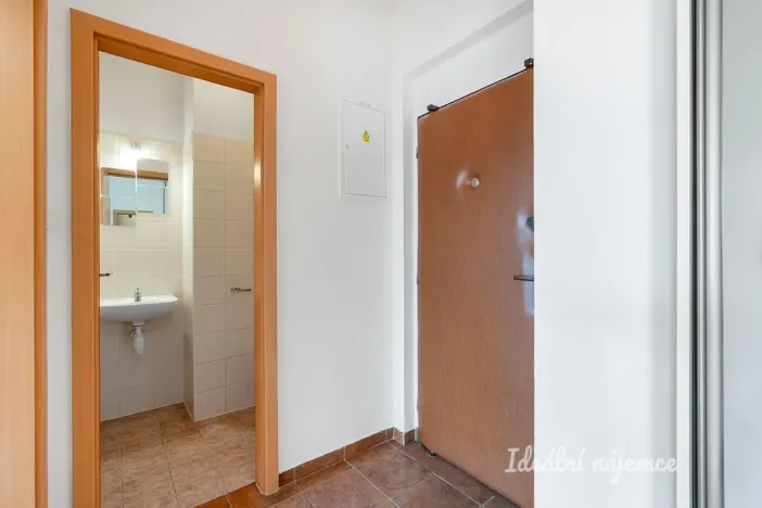 Pronájem bytu 2+kk, Praha - Letňany, Malkovského, 52 m2