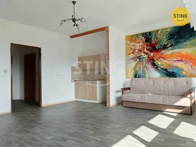 Prodej bytu 1+kk, Hrabyně, 42 m2