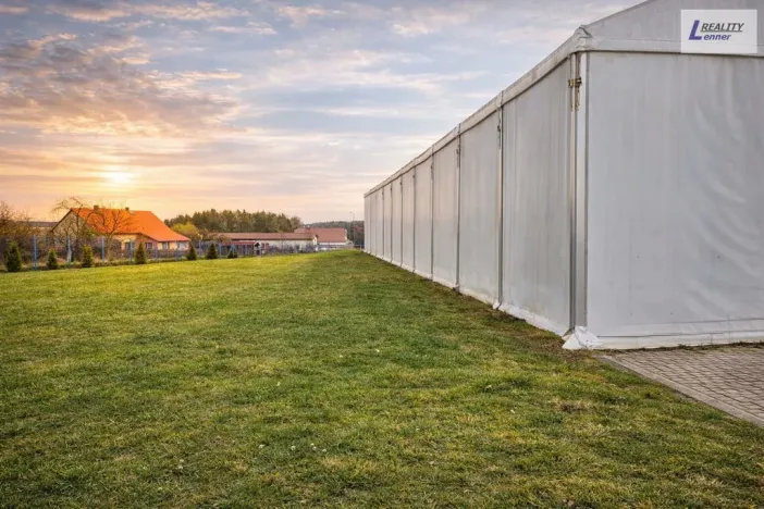 Pronájem skladu, Pičín, 360 m2