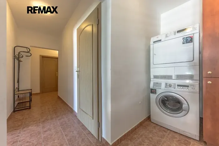 Prodej bytu 4+kk, Praha - Čakovice, Ke stadionu, 82 m2