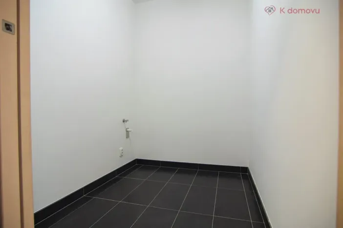 Pronájem bytu 3+kk, Brno - Líšeň, Houbalova, 72 m2