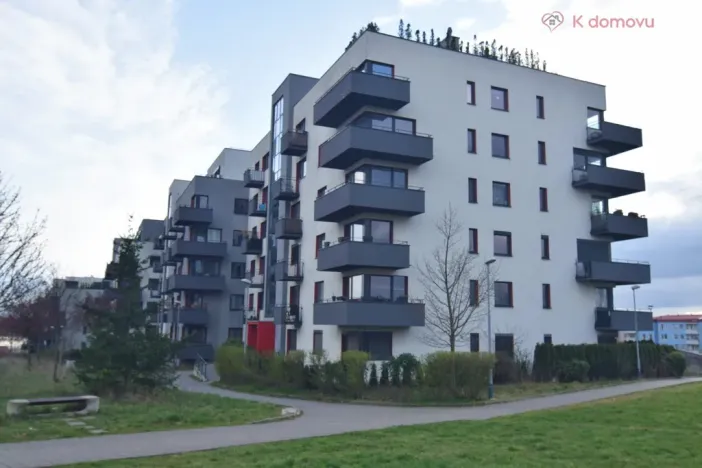 Pronájem bytu 3+kk, Brno - Líšeň, Houbalova, 72 m2