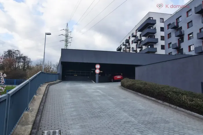 Pronájem bytu 3+kk, Brno - Líšeň, Houbalova, 72 m2