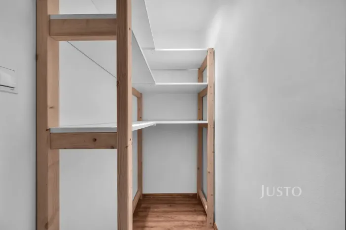 Pronájem bytu 3+kk, Praha, Livornská, 70 m2