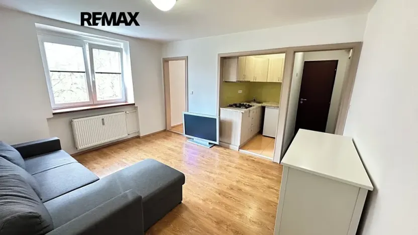 Pronájem bytu 2+kk, Kladno, Sevastopolská, 32 m2