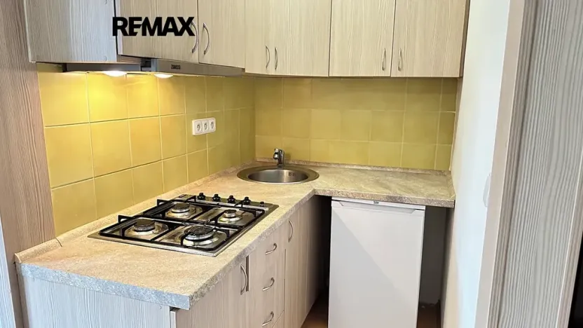 Pronájem bytu 2+kk, Kladno, Sevastopolská, 32 m2