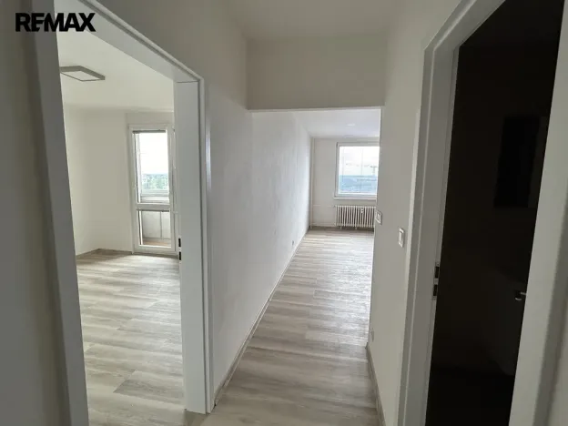 Pronájem bytu 2+kk, Hradec Králové, třída Edvarda Beneše, 48 m2