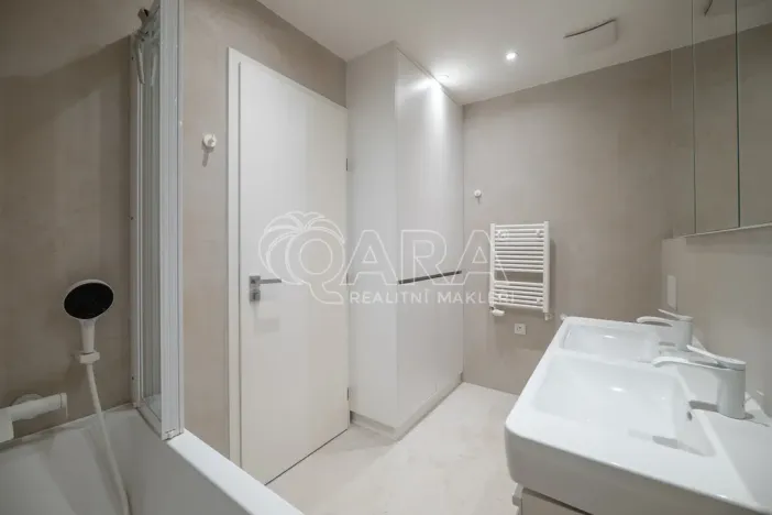 Pronájem bytu 4+kk, Praha - Michle, Baarova, 109 m2