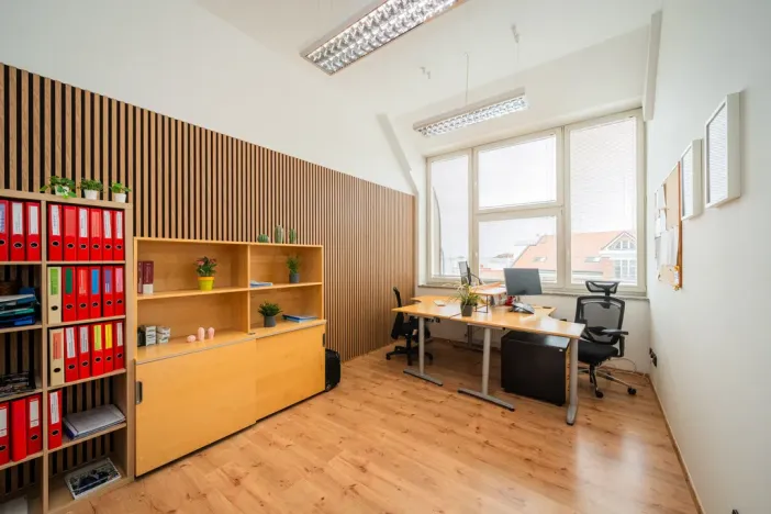 Pronájem kanceláře, Praha - Vinohrady, Slezská, 21 m2