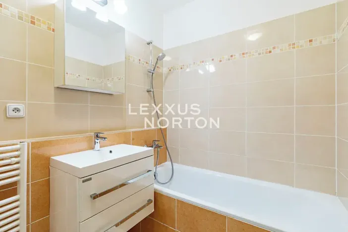 Pronájem bytu 2+kk, Praha - Letňany, Tupolevova, 56 m2