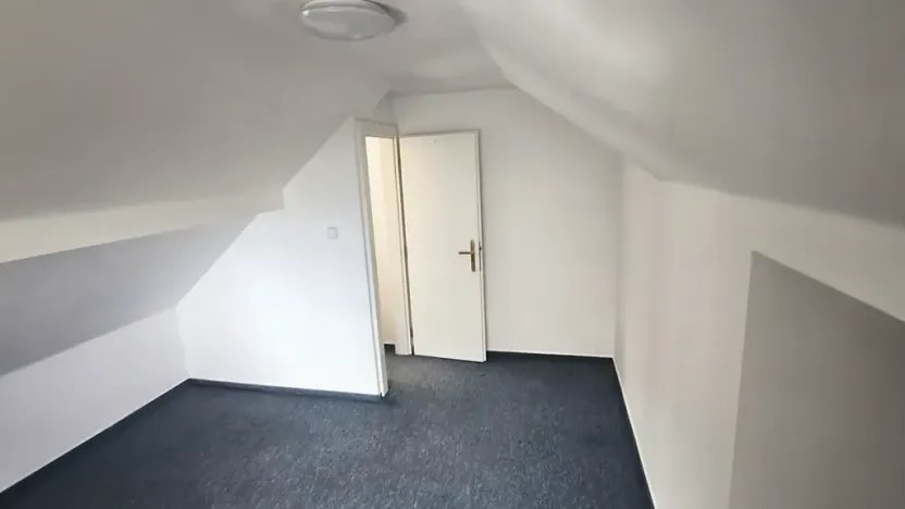 Pronájem bytu 2+1, Praha - Kunratice, Vídeňská, 40 m2