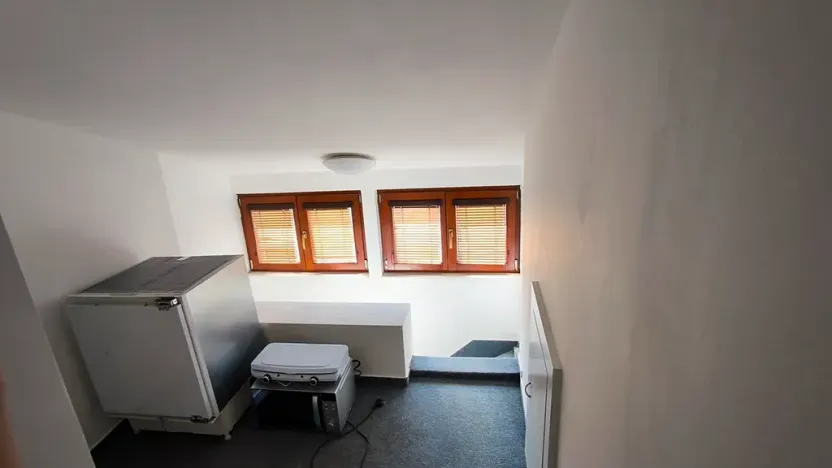 Pronájem bytu 2+1, Praha - Kunratice, Vídeňská, 40 m2