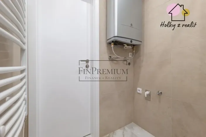 Pronájem bytu 1+kk, Praha - Hodkovičky, Klánova, 26 m2