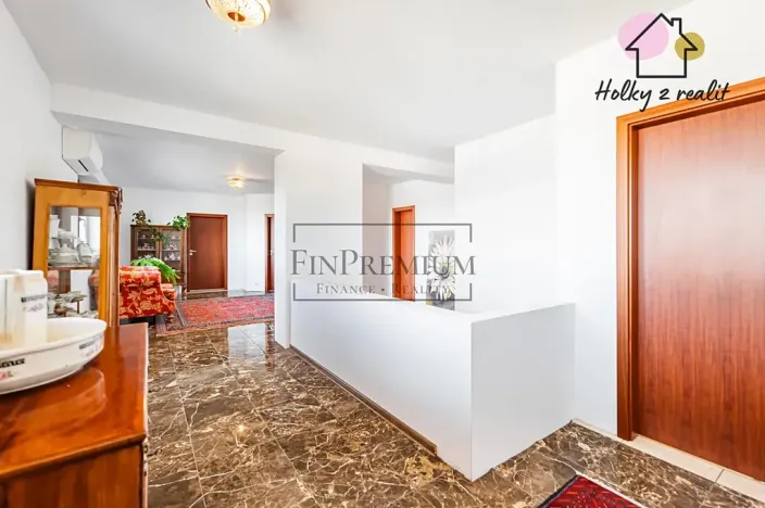 Prodej rodinného domu, Psáry, U Studny, 298 m2