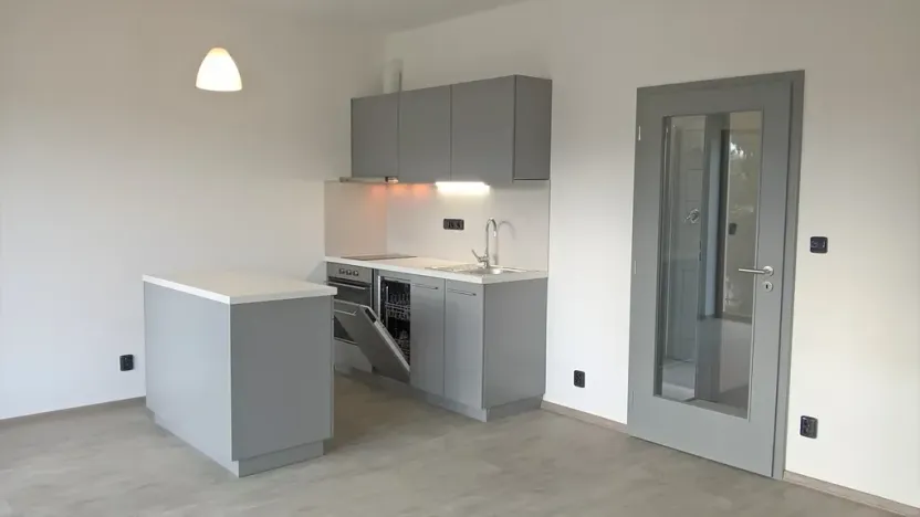 Pronájem bytu 2+kk, Liberec, Norská, 50 m2