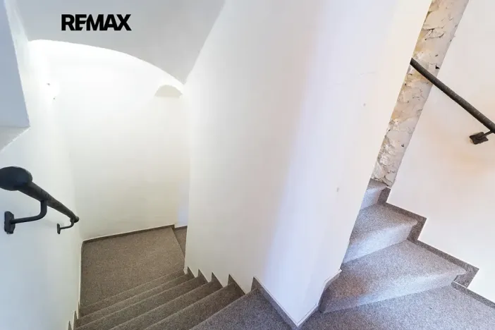 Prodej komerční nemovitosti, Šumperk, nám. Míru, 200 m2