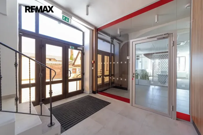 Prodej obchodního prostoru, Králíky, 5. května, 519 m2