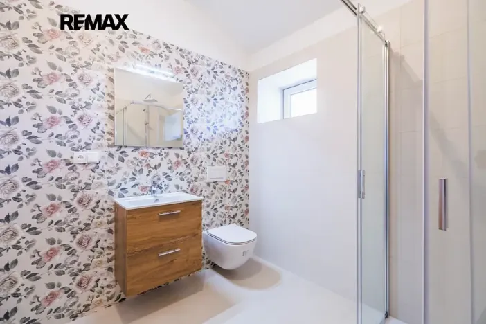 Prodej bytu 3+kk, Svoboda nad Úpou, Nádražní, 65 m2