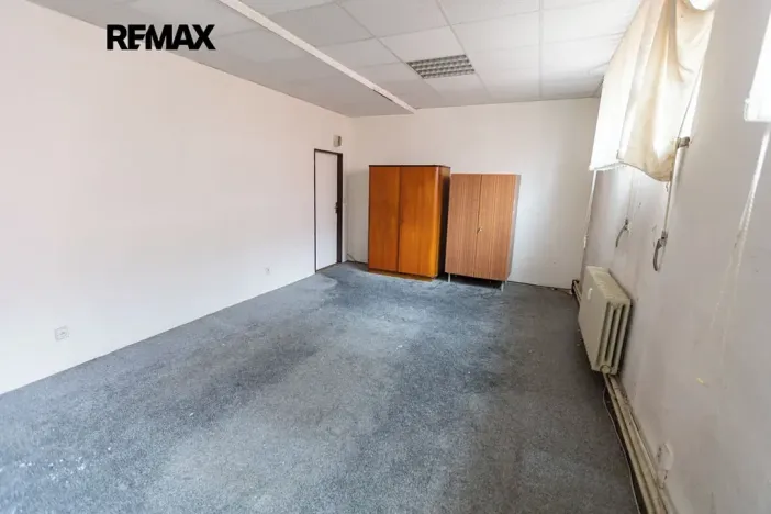 Prodej obchodního prostoru, Město Albrechtice, Míru, 1427 m2