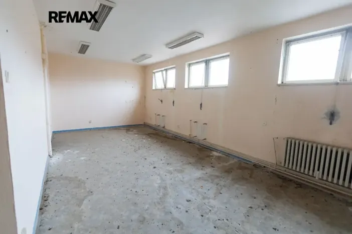 Prodej obchodního prostoru, Město Albrechtice, Míru, 1427 m2