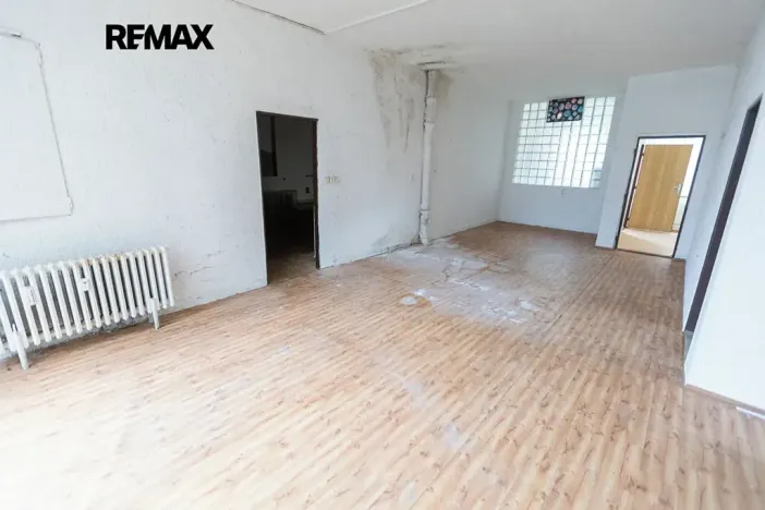 Prodej obchodního prostoru, Město Albrechtice, Míru, 1427 m2