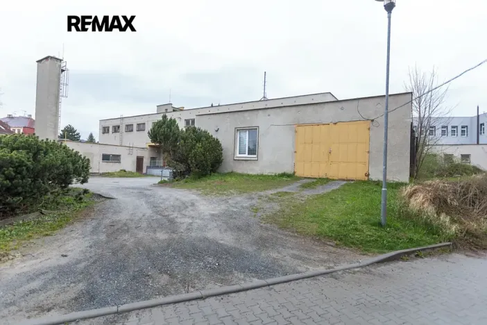 Prodej obchodního prostoru, Město Albrechtice, Míru, 1427 m2