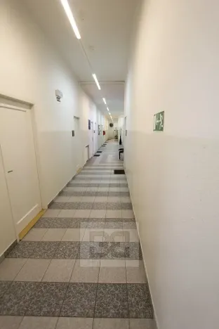 Pronájem kanceláře, Praha - Nové Město, Senovážné náměstí, 22 m2