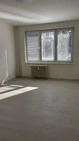 Pronájem bytu 1+1, Ostrava, Vincence Makovského, 38 m2