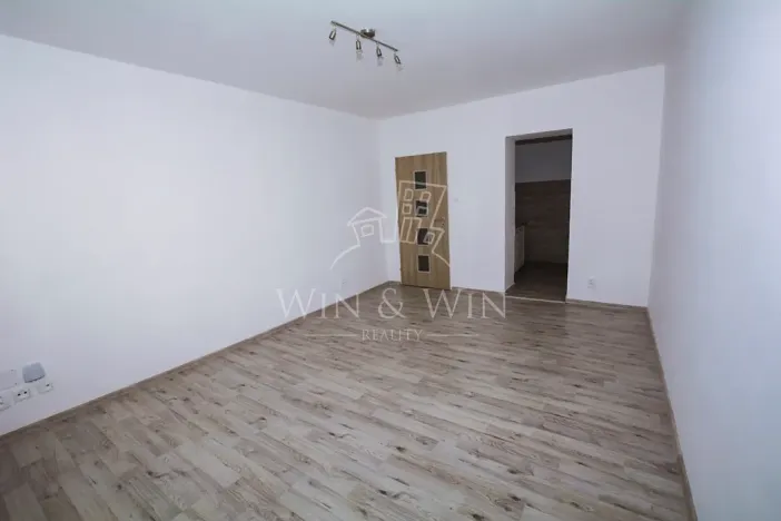 Pronájem bytu 2+kk, Praha - Vršovice, Sámova, 47 m2