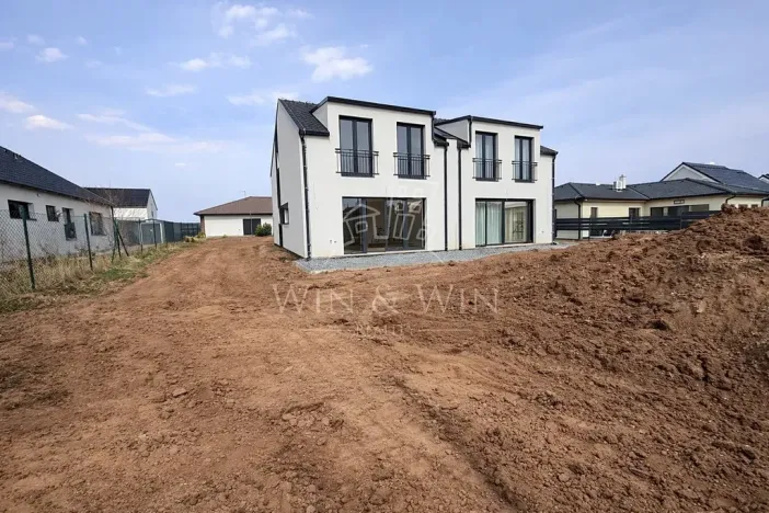 Prodej rodinného domu, Chrášťany, 119 m2