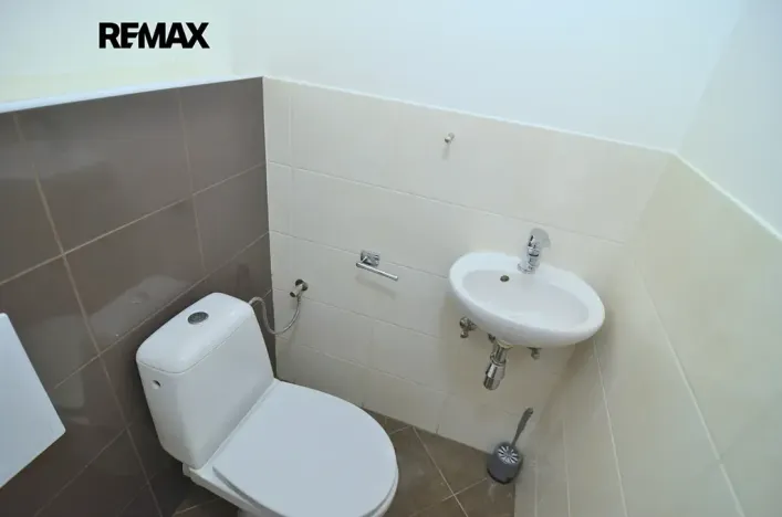 Pronájem bytu 2+1, Praha - Libeň, Pivovarnická, 78 m2