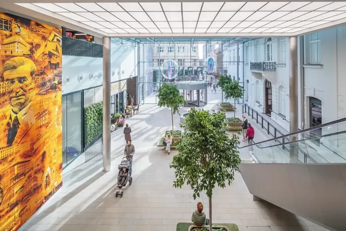 Pronájem obchodního prostoru, Pardubice, náměstí Republiky, 15 m2